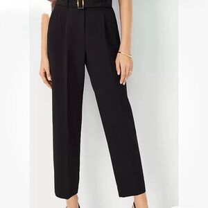 Ann Taylor Black Belted Tapered Pants High Rise Size 8 EUC